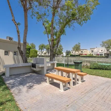 Vogue Villa Near Golf/Ski Dubai/ Ibn Battuta Mall Exterior photo