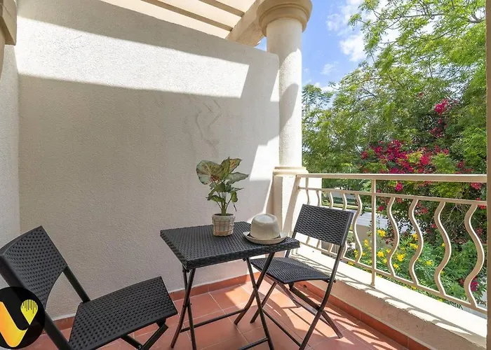 Vogue Villa Near Golf/Ski Dubai/ Ibn Battuta Mall